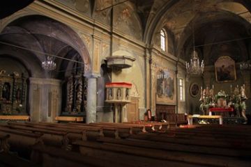 Interno della chiesa (foto di Alessandro Vecchi - 2013)