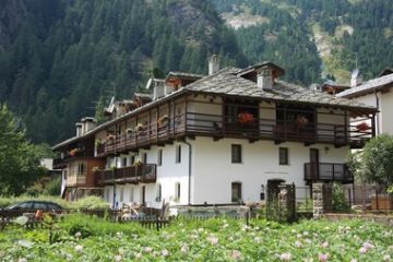 Angoli e Scorci di Gressoney Saint Jean - Scorcio